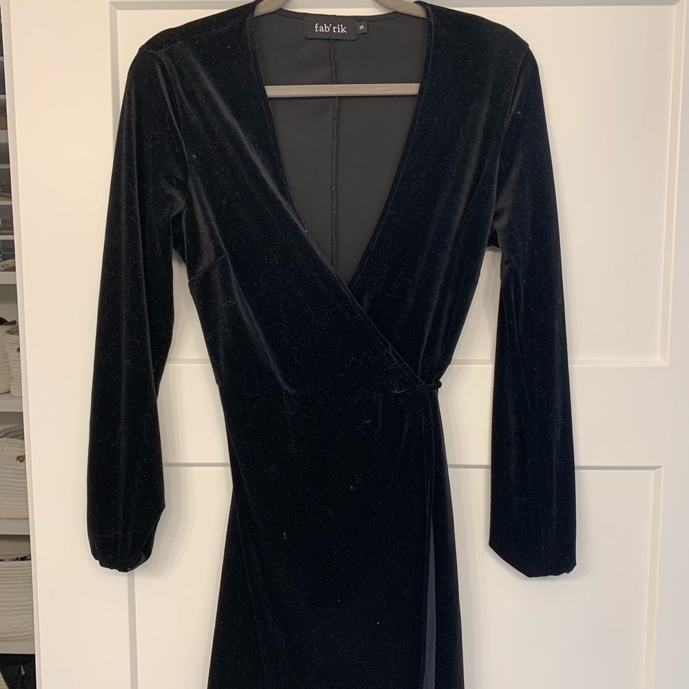 Black Velvet Size Small Dress